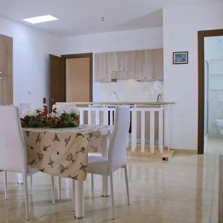 Holiday home Bilo Vista Mare 2 By Interhome